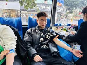 什邡市湔氐镇卫生院爱心传递 热血同行