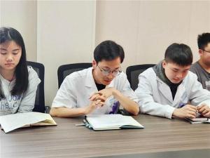 什邡市马井中心卫生院举办“五四”青年座谈会