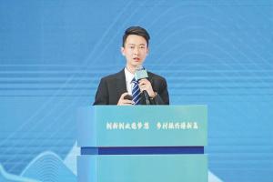 从足尖到田间的跨越冯涛以科研为“舞”让土地生“金”