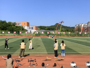 南充市：仰望星空科普研学之旅在西华师大启动