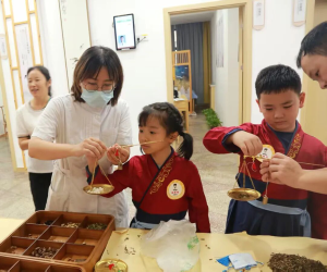 全国科普月 | 资阳市开展小小中医师职业体验公益活动