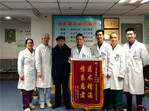 华西广安医药多科协作开展首例体外循环下急诊心脏手术
