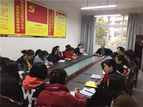 巴州区六小扎实开展课堂教学教研活动