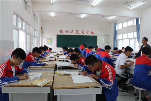 彭山职高第四届学生综合素质大赛机械制图比赛.jpg