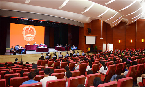 广安市：庭审搬进学校  护航“无毒”青春