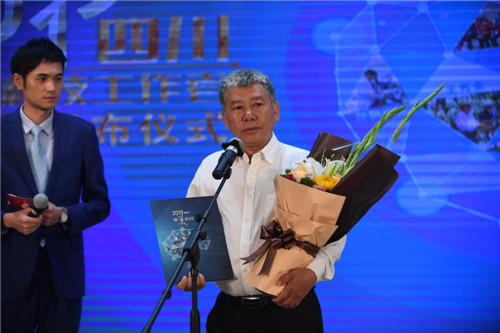 翱翔在高原上的科技雄鹰