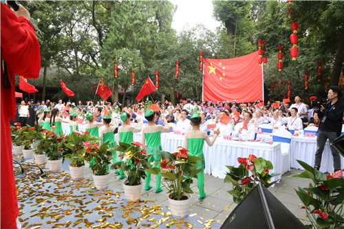 大合唱《我和我的祖国》.jpg