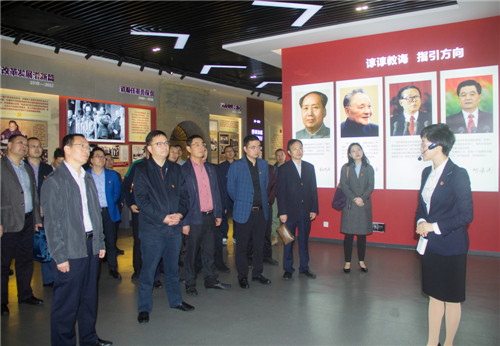 配图：广安市市场监管局开展党风廉政教育活动.jpg