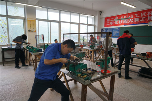 巴中市全力打造“巴山工匠”