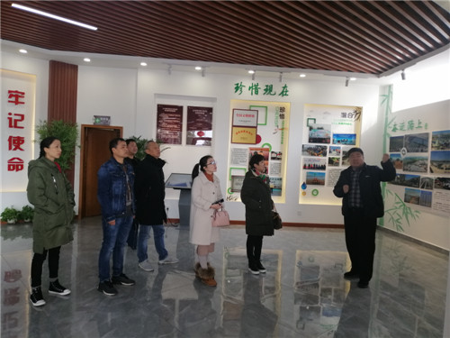 德阳市科协党总支赴广汉调研农技协党建工作