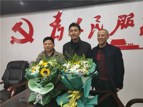 武胜县科协慰问科技工作者