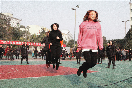 龙滩煤电公司开展迎新年职工趣味竞赛活动