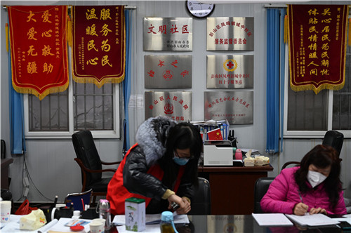 日行三万步 她的脚印布满了辖区每个角落