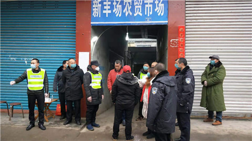 用坚守镌刻忠诚 以实际行动践行党员职责 