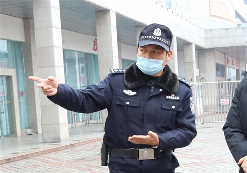 广安前锋公安：战“疫一线践初心