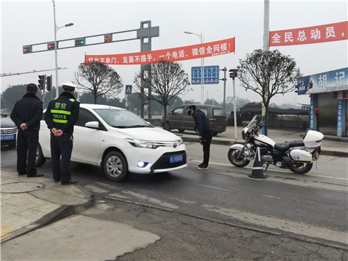冠英场口设点检查3.jpg