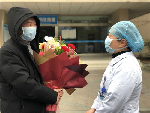 东坡区首例新型冠状病毒肺炎患者治愈出院