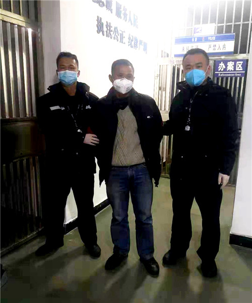 武胜县：2人阻碍执行职务被处罚