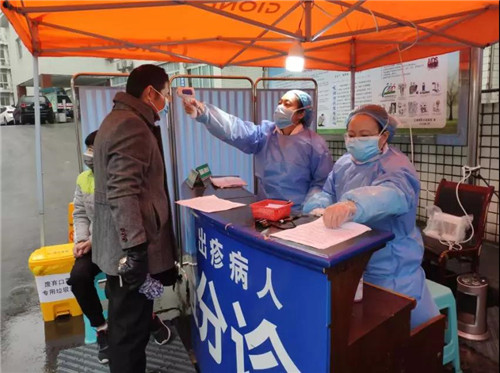 五通桥：赞美献给你，最可爱的战“疫”斗士1.jpg