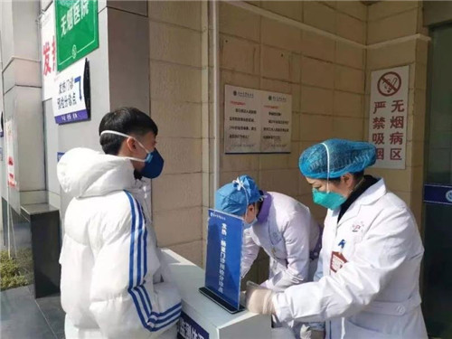 党员坚守防疫“战场”