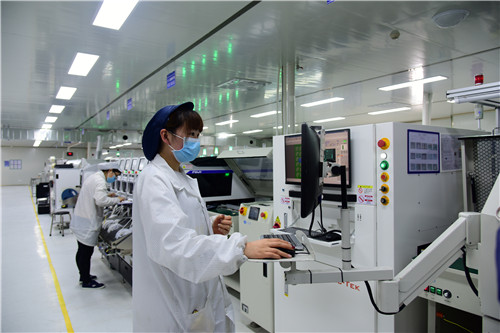 洪雅县：进企务工外来人员获免费健康服务