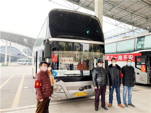 岳池县：多措并举助农民工返岗