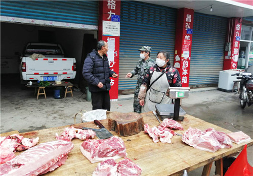民兵帮群众代购物质.jpg