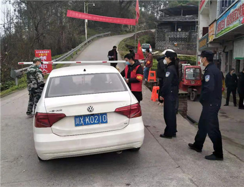 华蓥90后女警战疫宣言：战斗到胜利为止