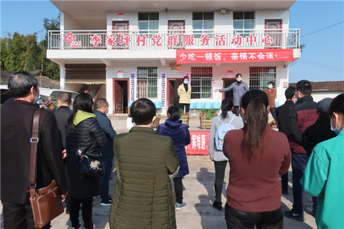 岳池县文广旅局党员先锋齐发力“疫”线服务绽光彩