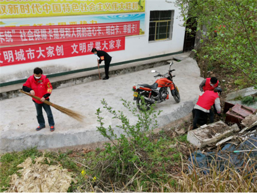 巴中市科协开展周末卫生大扫除活动 