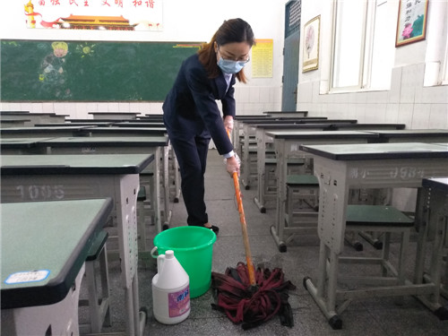 彭山区鹏利小学演练“七场景”保障安全复课