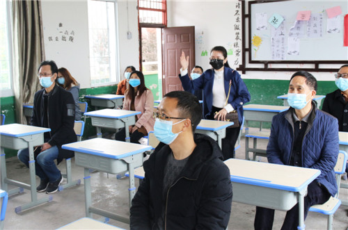 得胜小学开学演练2.jpg