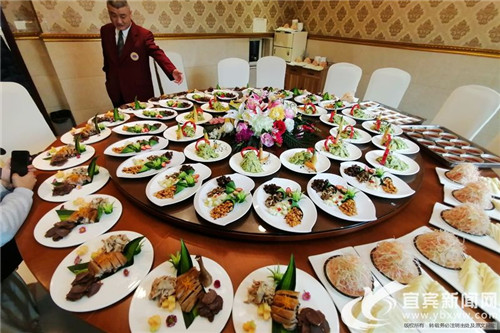 各地餐饮人来宜拜师学艺 推广宜宾菜