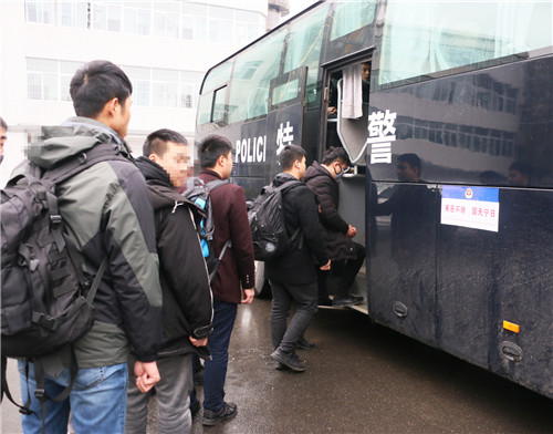 华蓥破获一起帮助信息网络犯罪活动案