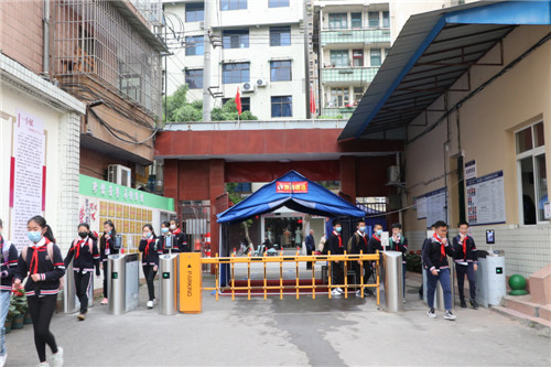 进校演练.jpg