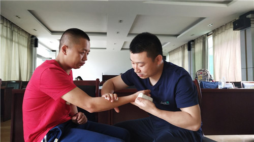 图片3.jpg 图片3.jpg