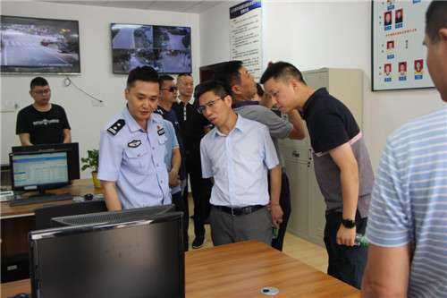 德阳市赴彭山区公义镇开展道路交通安全综合治理学习交流