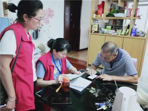 青神县：网格员助力人口普查