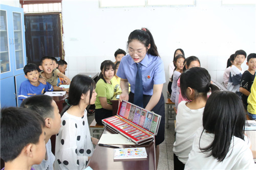 得胜小学法治副校长进校园活动图片7 (1).jpg