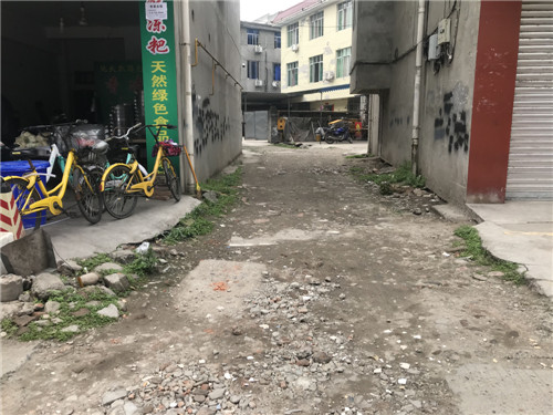 25号小区道路修整前.jpg