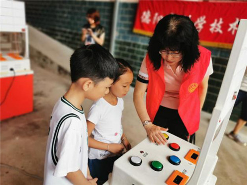 图片3.jpg 图片3.jpg