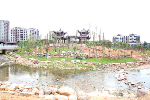 正在建设中的端淑公园现场。.jpg