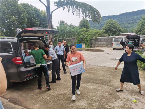 图片2.jpg 图片2.jpg