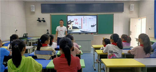 彭山区：第一小学开展“彭山一小第六季诗词大会选拔赛”活动