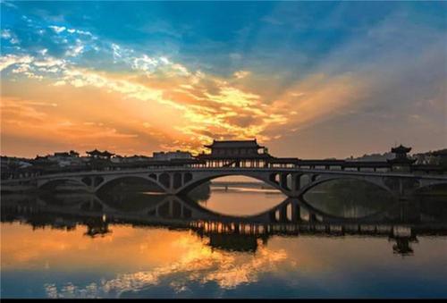 “智新津·慧科普”全民科学节丨头脑风暴，燃烧卡路里，奔跑吧！科普“答”人