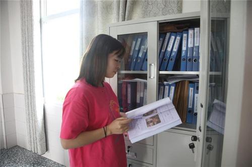 公义镇：驻村书记为贫困群众撑起一片天