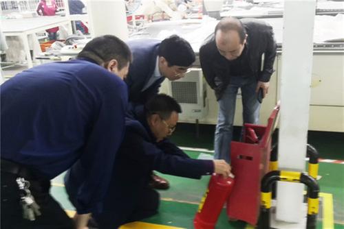 前锋工业园区管委会开展节前安全检查工作