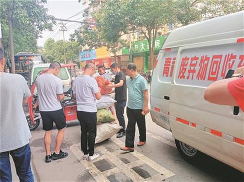 青神县：探索农药包装废弃物回收利用新路子