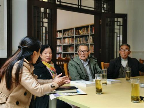 中国著名民法学家梁慧星教授赴青神县作分享交流