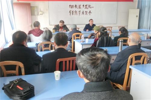 武胜县鼓匠小学开展感恩敬老活动